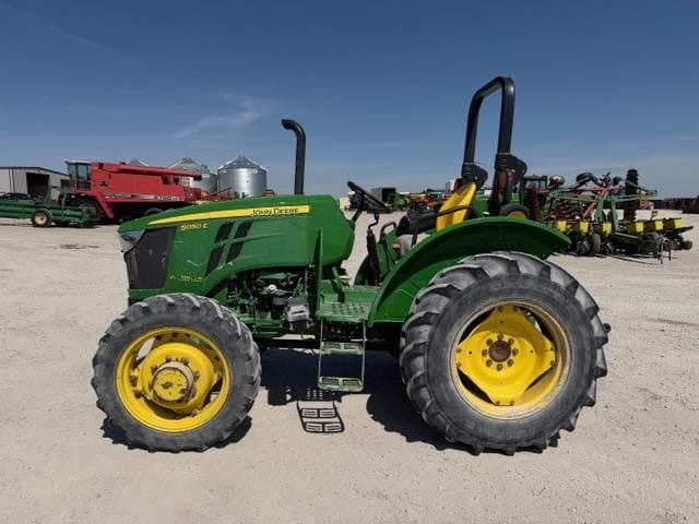 Image of John Deere 5050E equipment image 1