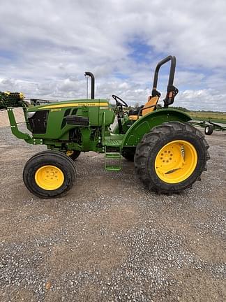 Image of John Deere 5050E equipment image 4