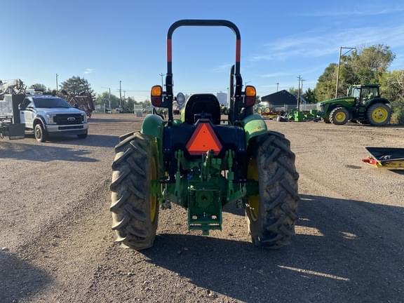 Image of John Deere 5050E equipment image 4