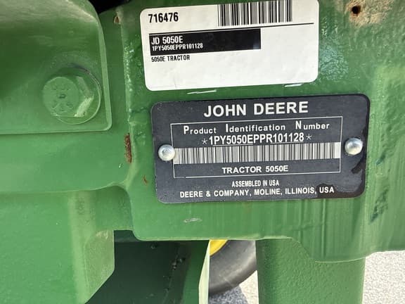 Image of John Deere 5050E equipment image 4