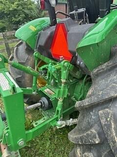 Image of John Deere 5050E equipment image 3