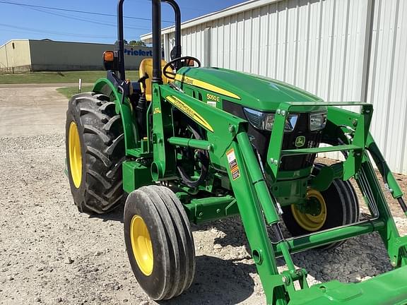 Image of John Deere 5050E equipment image 4