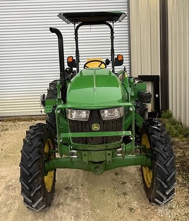Image of John Deere 5055E equipment image 2