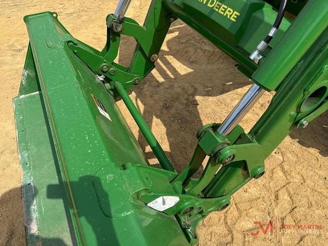 Image of John Deere 5055E equipment image 4