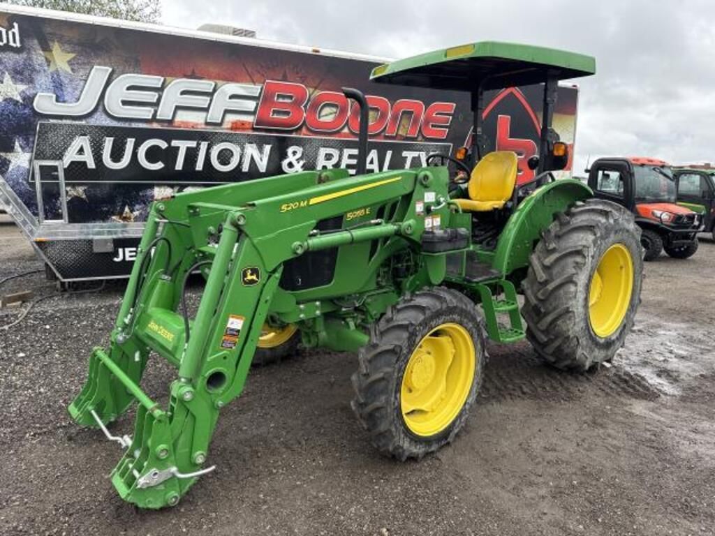 Main image John Deere 5055E