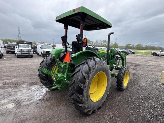 Image of John Deere 5055E equipment image 2