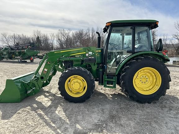 Image of John Deere 5060E equipment image 3