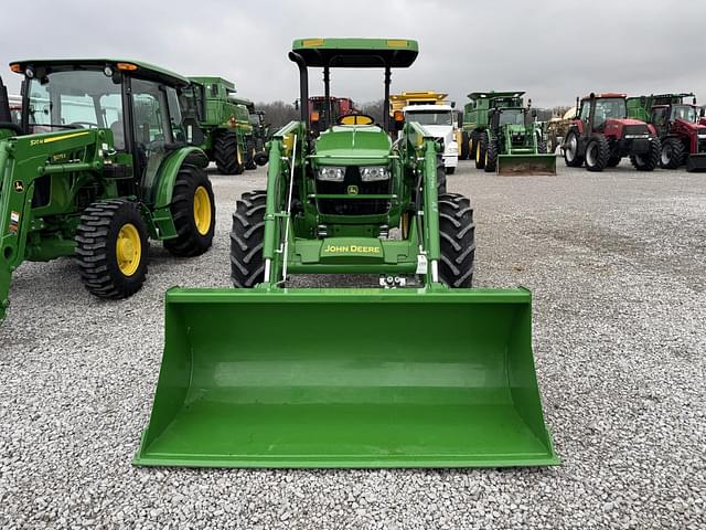 Image of John Deere 5060E equipment image 1