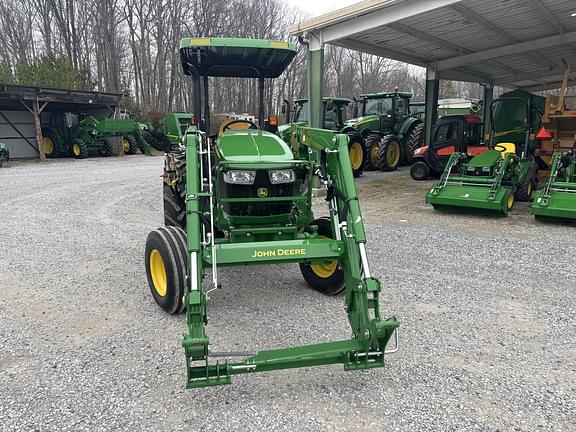 Image of John Deere 5060E equipment image 1