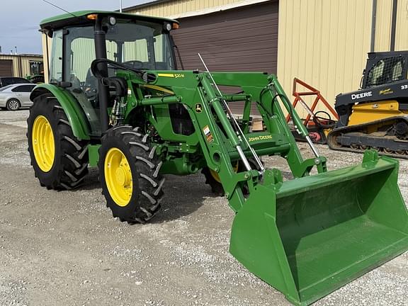 Image of John Deere 5060E equipment image 1