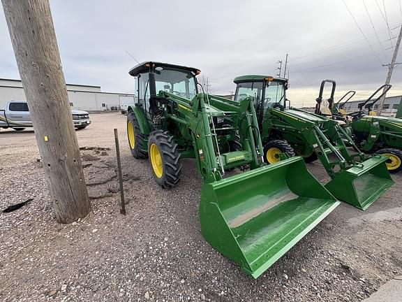 Image of John Deere 5060E equipment image 1