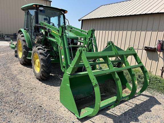 Image of John Deere 5060E equipment image 2