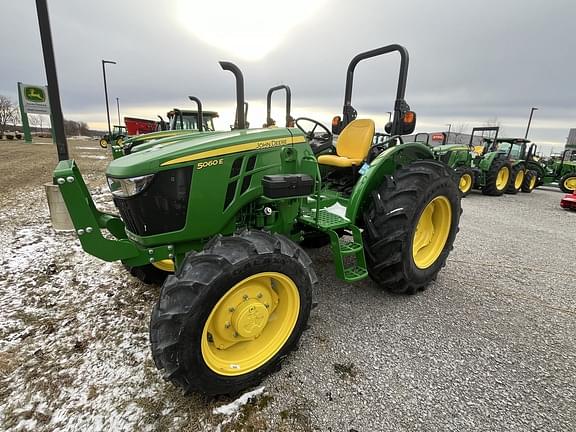 Image of John Deere 5060E Image 0