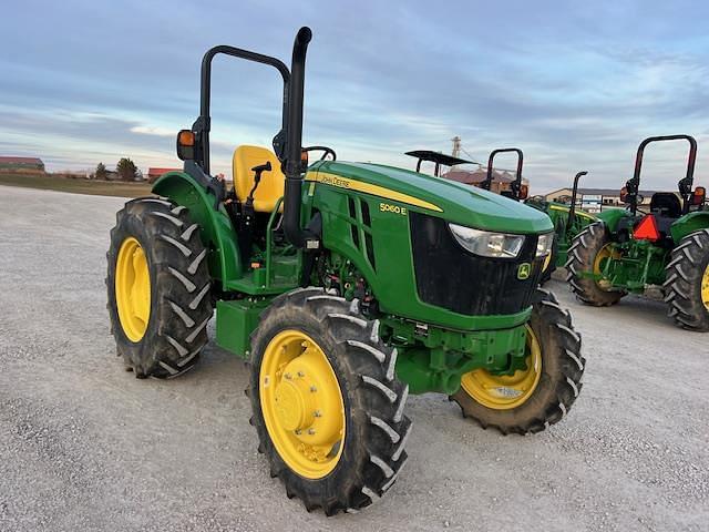 Image of John Deere 5060E Primary image