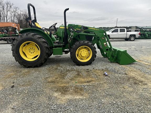 Image of John Deere 5060E equipment image 3