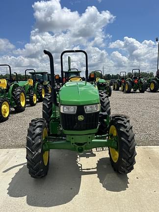 Image of John Deere 5060E equipment image 1