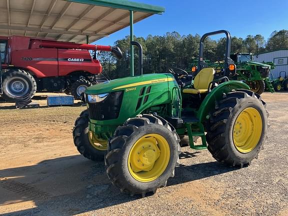 Image of John Deere 5060E Primary image