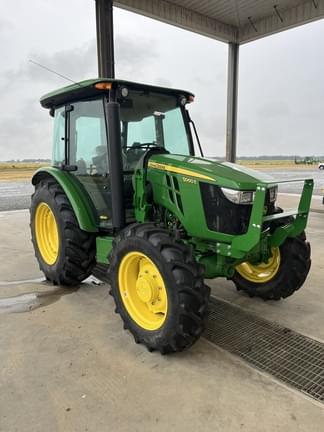 Image of John Deere 5060E equipment image 1
