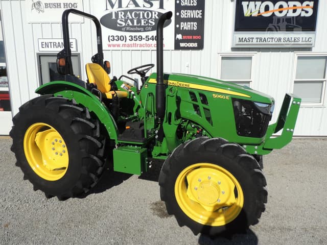 Image of John Deere 5060E equipment image 2