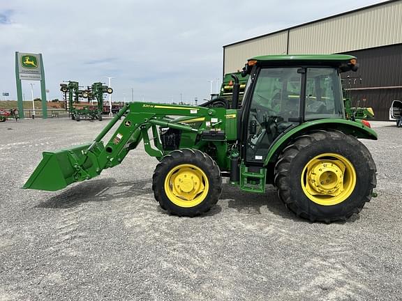 Image of John Deere 5060E equipment image 1