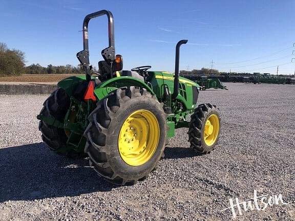 Image of John Deere 5060E equipment image 2