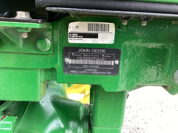 Image of John Deere 5060E equipment image 4