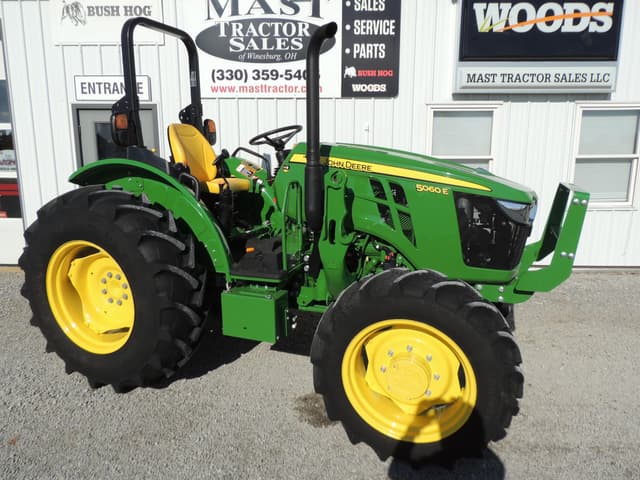 Image of John Deere 5060E equipment image 2