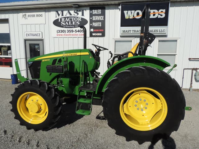 Image of John Deere 5060E equipment image 1