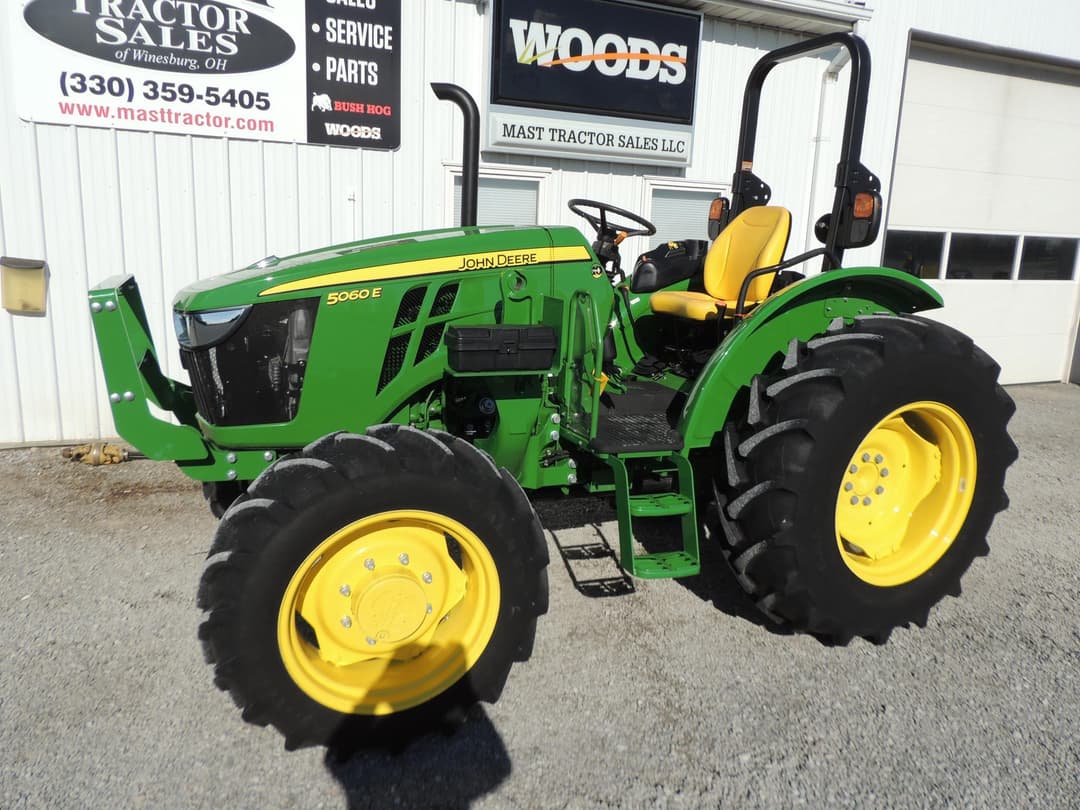 Image of John Deere 5060E Primary image
