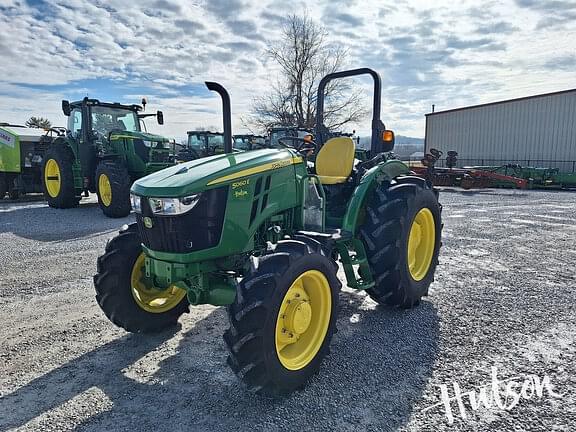 Image of John Deere 5060E equipment image 3