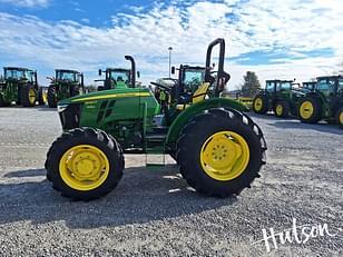 Main image John Deere 5060E 7