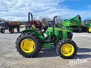 Main image John Deere 5060E 8