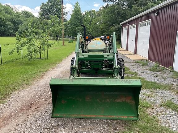 Image of John Deere 5060E equipment image 2