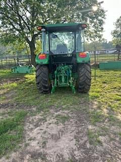 Image of John Deere 5060E equipment image 4