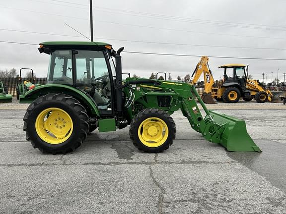 Image of John Deere 5060E equipment image 4