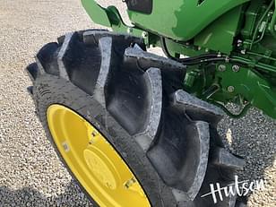 Main image John Deere 5060E 14