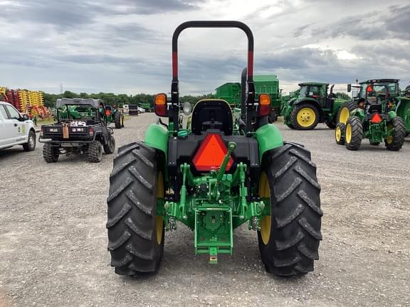 Image of John Deere 5060E equipment image 2