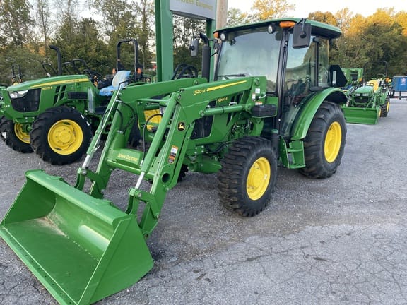 Main image John Deere 5060E