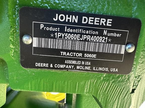 Image of John Deere 5060E equipment image 1