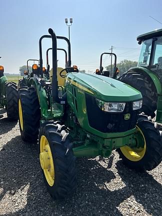 Image of John Deere 5060E equipment image 1