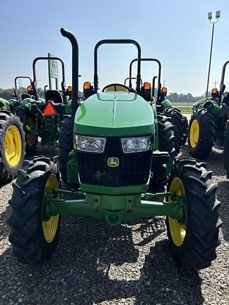 Image of John Deere 5060E equipment image 2