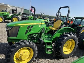 Main image John Deere 5060E