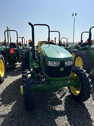 Image of John Deere 5060E equipment image 1