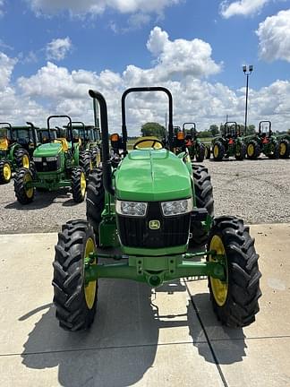 Image of John Deere 5060E equipment image 1