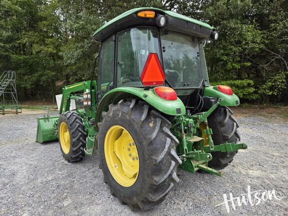 Image of John Deere 5060E equipment image 4