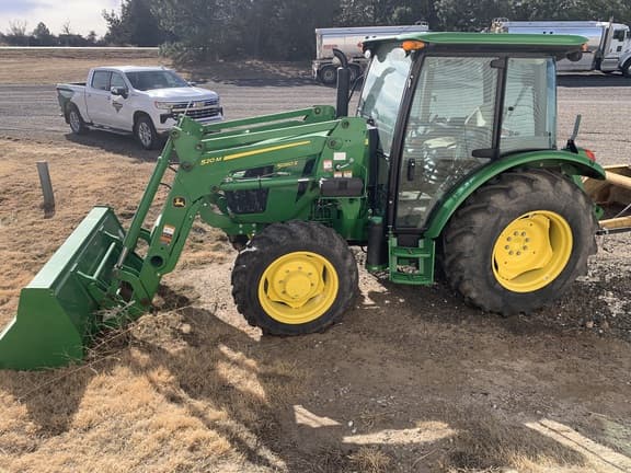 Image of John Deere 5060E equipment image 3