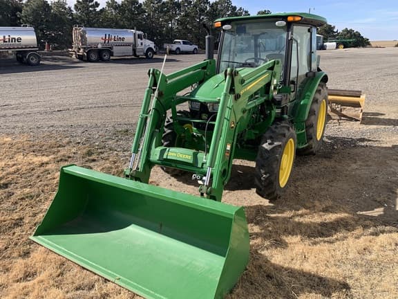 Image of John Deere 5060E equipment image 2