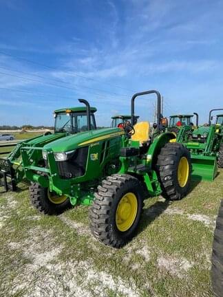 Image of John Deere 5060E equipment image 2