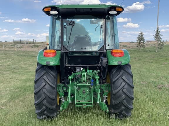 Image of John Deere 5060E equipment image 2