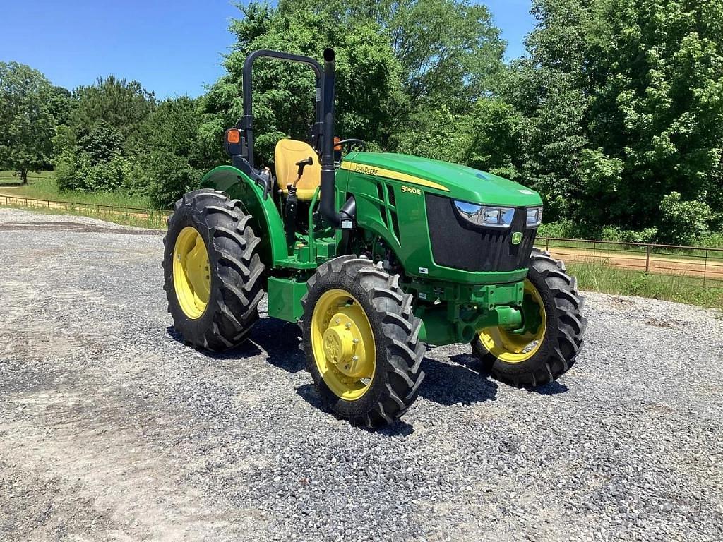 Image of John Deere 5060E Primary image
